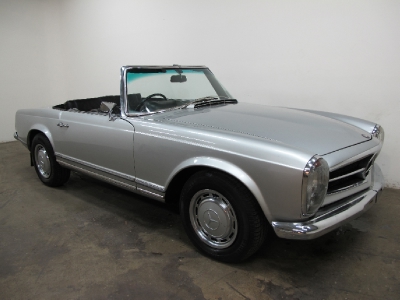 1969 Mercedes-Benz 280SL Right Hand Drive 