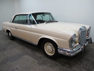 1967 Mercedes 250se sedan #2