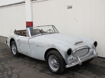 1967 Austin-Healey BJ8  width=