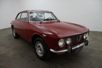 1973 Alfa Romeo GTV 2000 width=