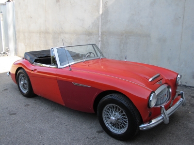 1964 Austin-Healey BJ8  width=
