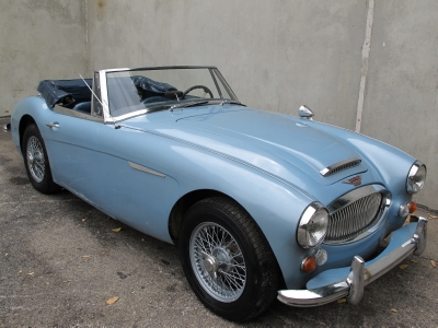 1966 Austin-Healey BJ8  width=
