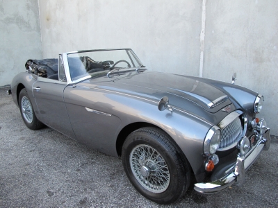 1966 Austin-Healey BJ8  width=