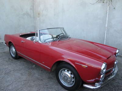 1963 Alfa Romeo 2600 Spider width=