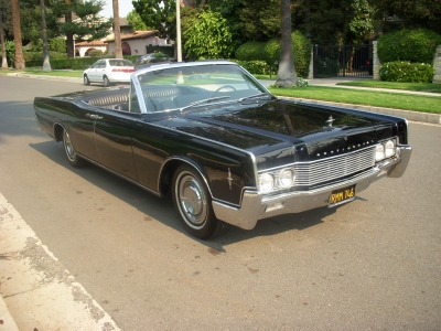 1966 Lincoln Continental Convertible. 1966 Lincoln Continental