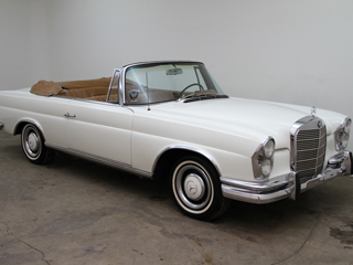 1965 Mercedes Benz 220SE 111