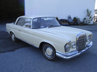 1963 Mercedes Benz 220SE Coupe