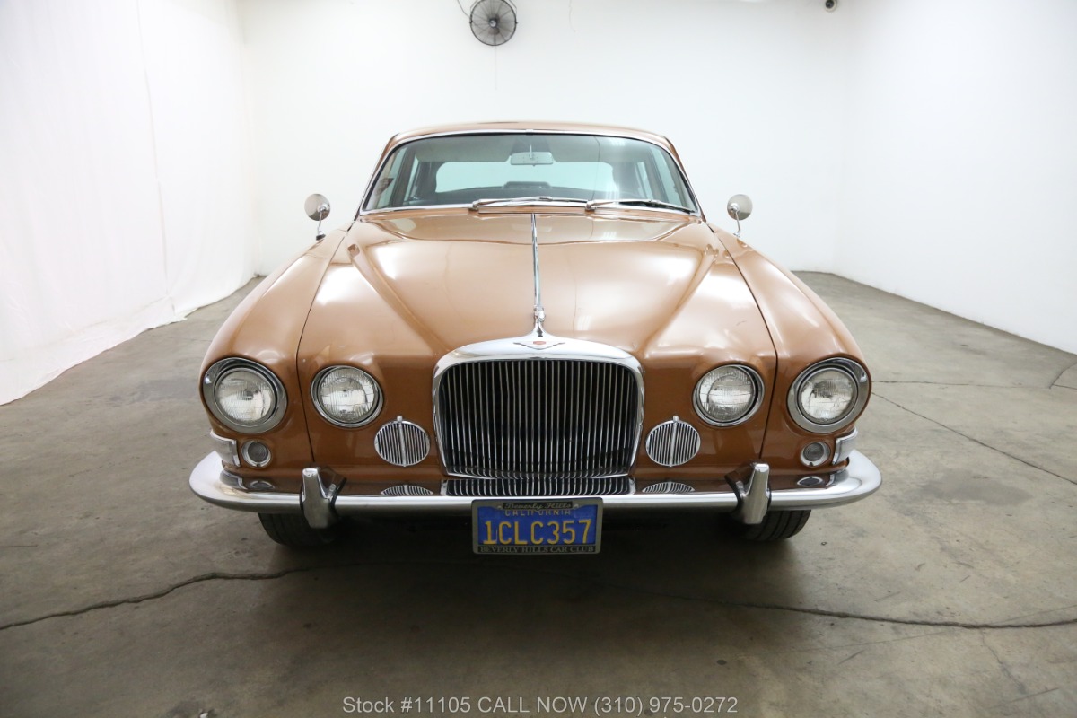 1966 Jaguar MK X | Beverly Hills Car Club