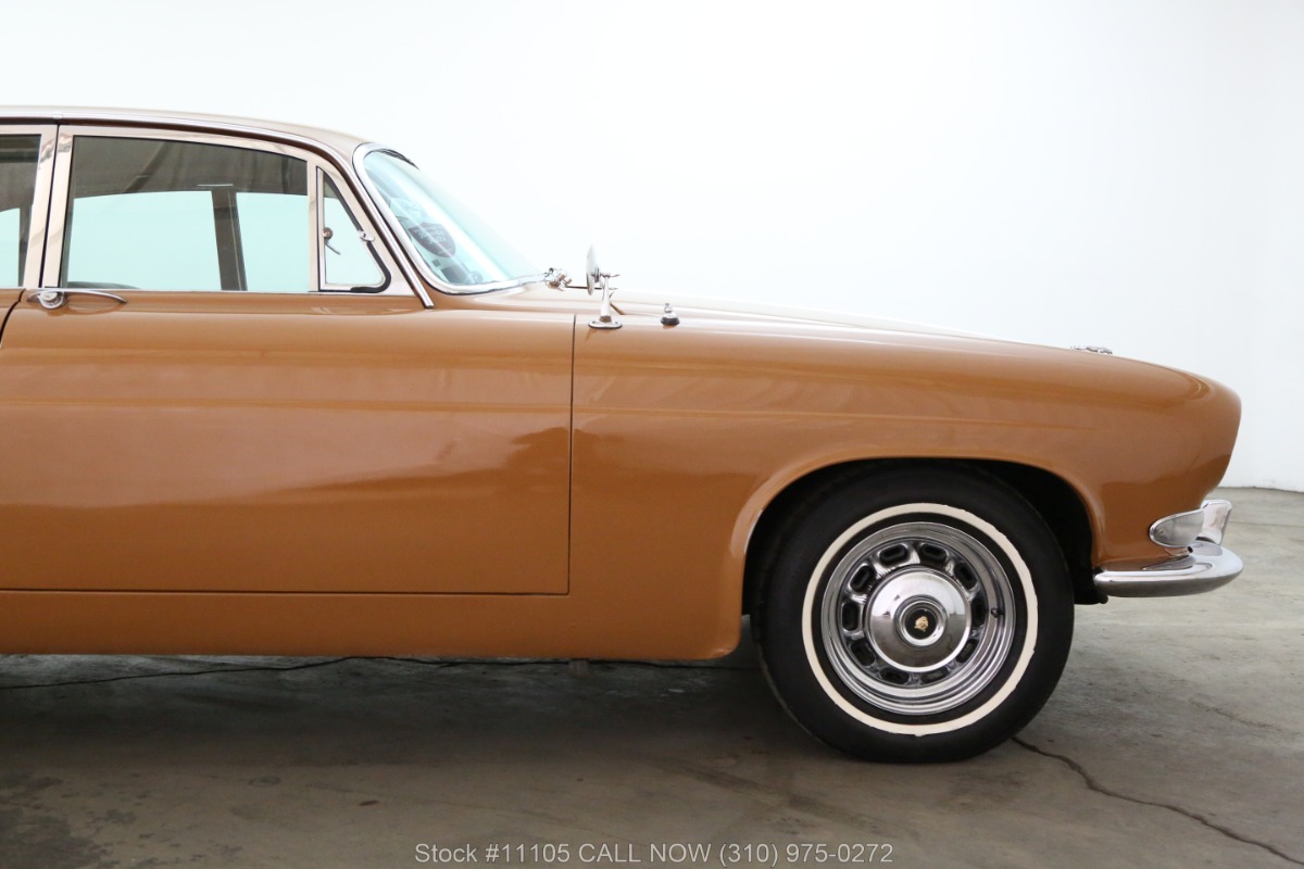 1966 Jaguar MK X | Beverly Hills Car Club