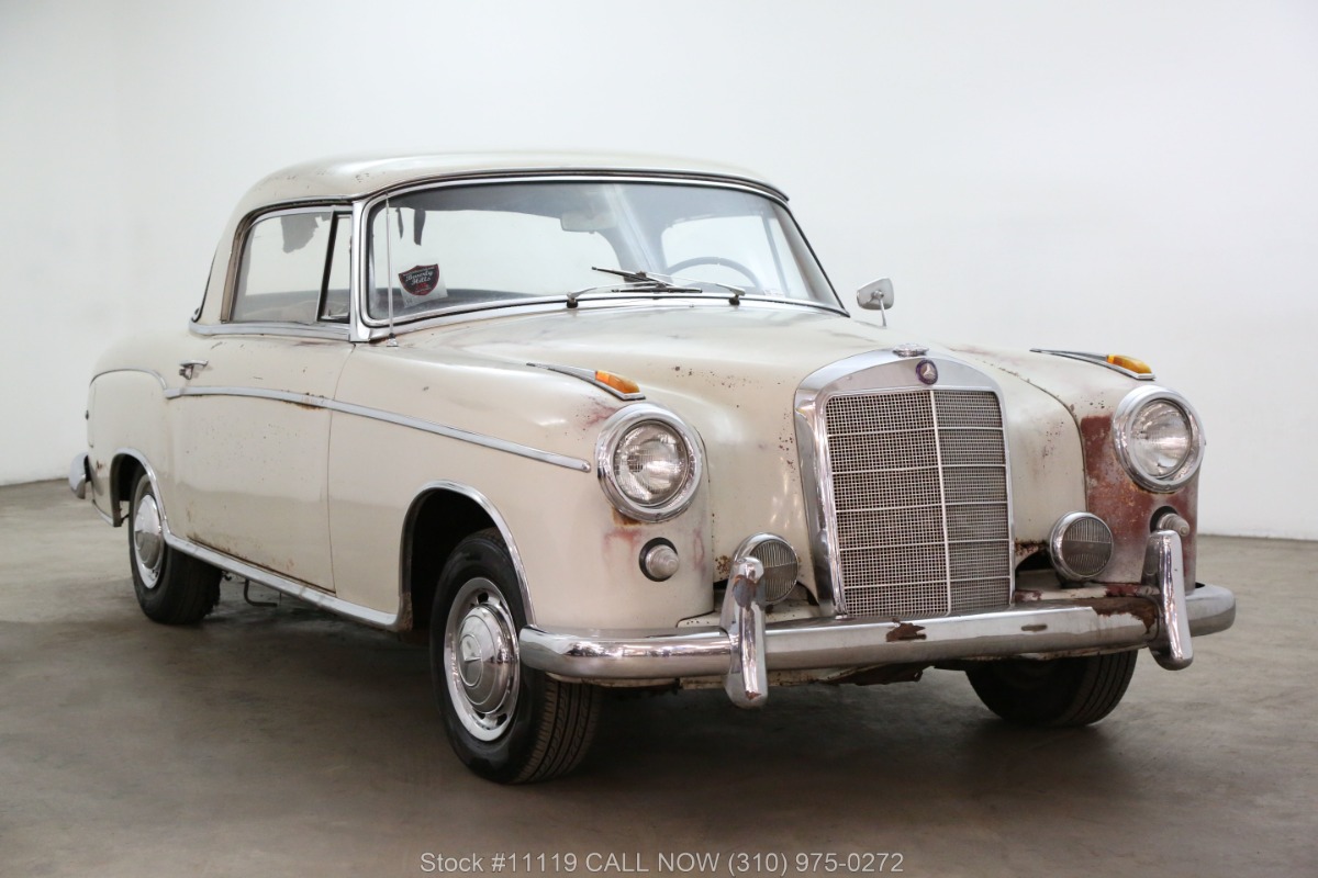 Mercedes Benz 220 s Coupe