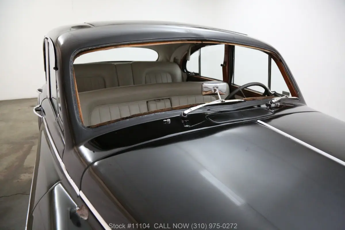 1961 Jaguar MK IX | Beverly Hills Car Club