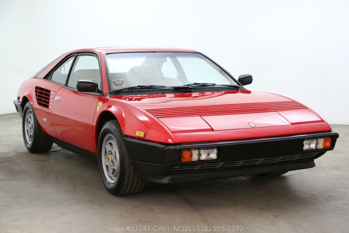 Ferrari mondial 8