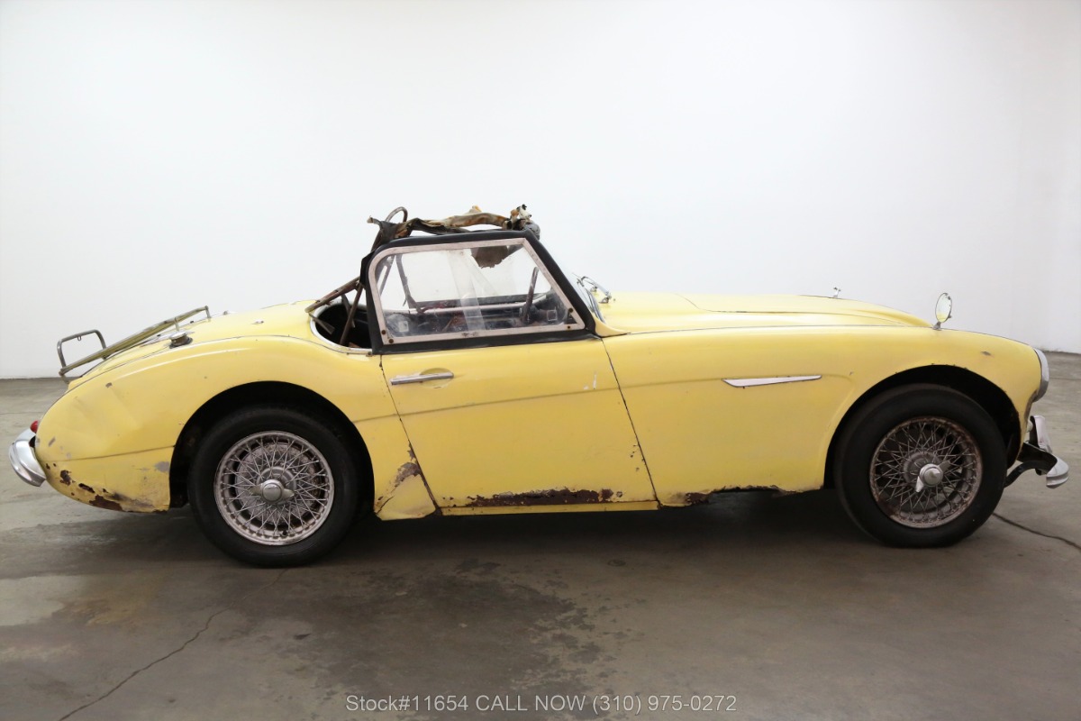 Used-1960-Austin-Healey-3000-