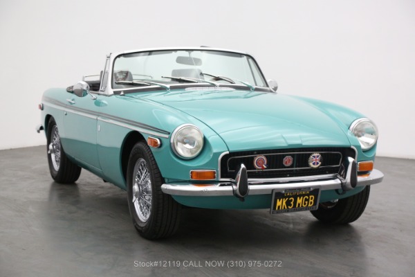 1972 MG B