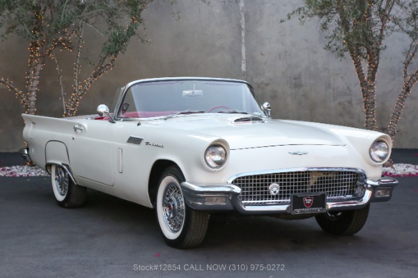1957 Ford Thunderbird