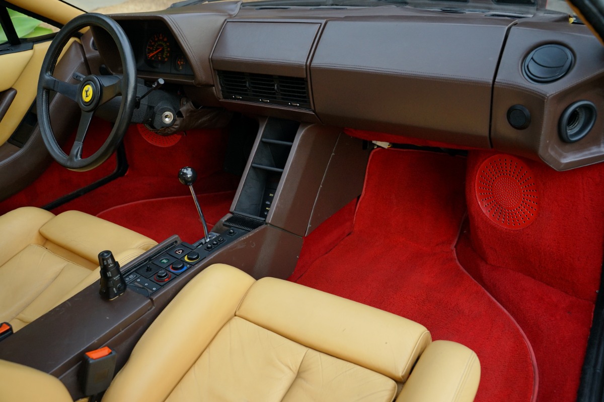 Used 1986 Ferrari Testarossa Monospecchio Monodado | St. Petersburg, FL