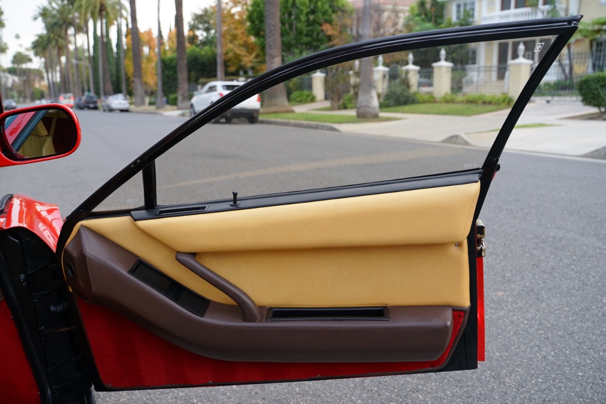 Used 1986 Ferrari Testarossa Monospecchio Monodado | St. Petersburg, FL