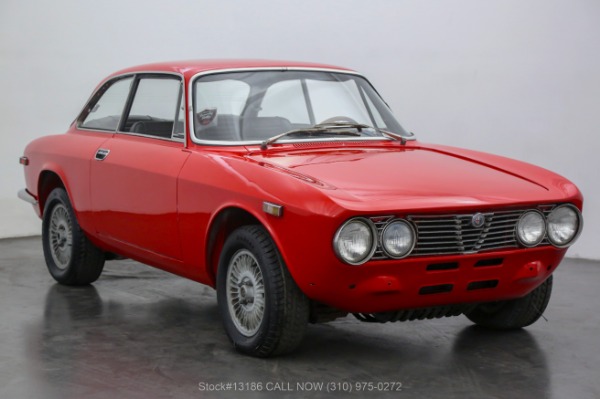 1972 Alfa Romeo 2000 GT Veloce