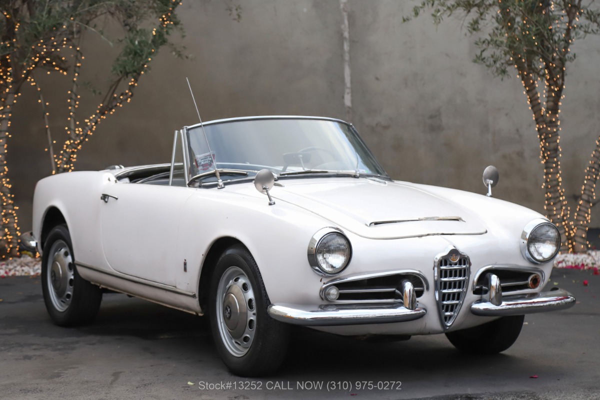 匿名発送MINICHAMPSAlfaRomeo Giuliaspider1962 Alfa Romeo Giulia Spider Light Blue 1:43 436120730 MINICHAMPS