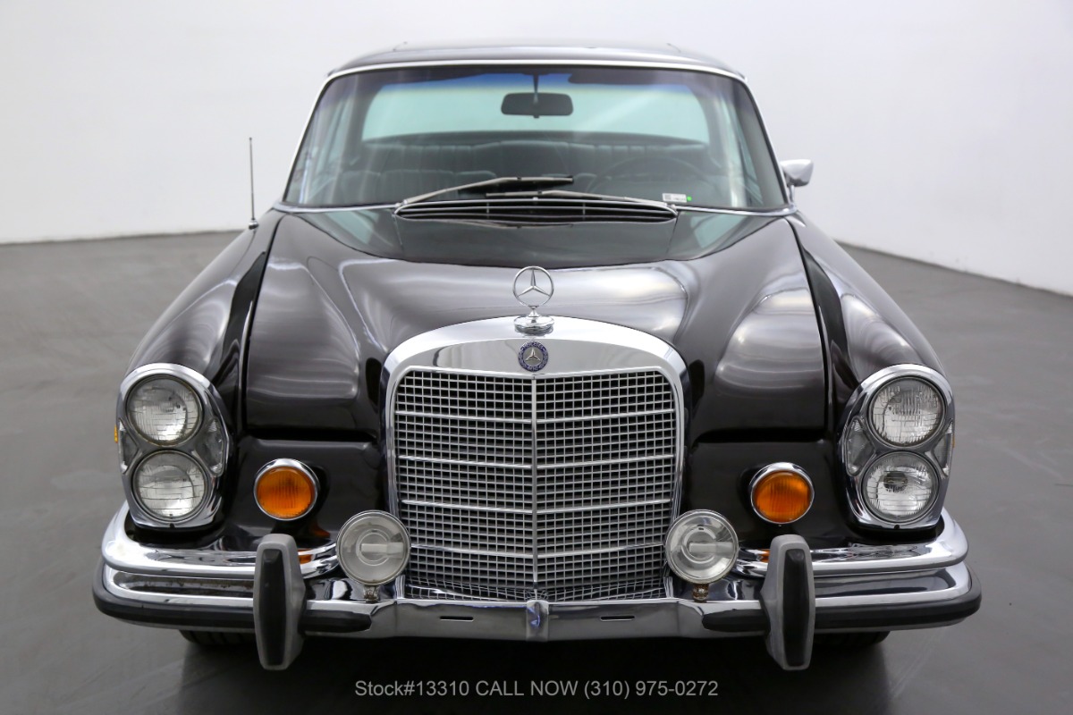 1968 Mercedes-Benz 280SE Sunroof Coupe | Beverly Hills Car Club