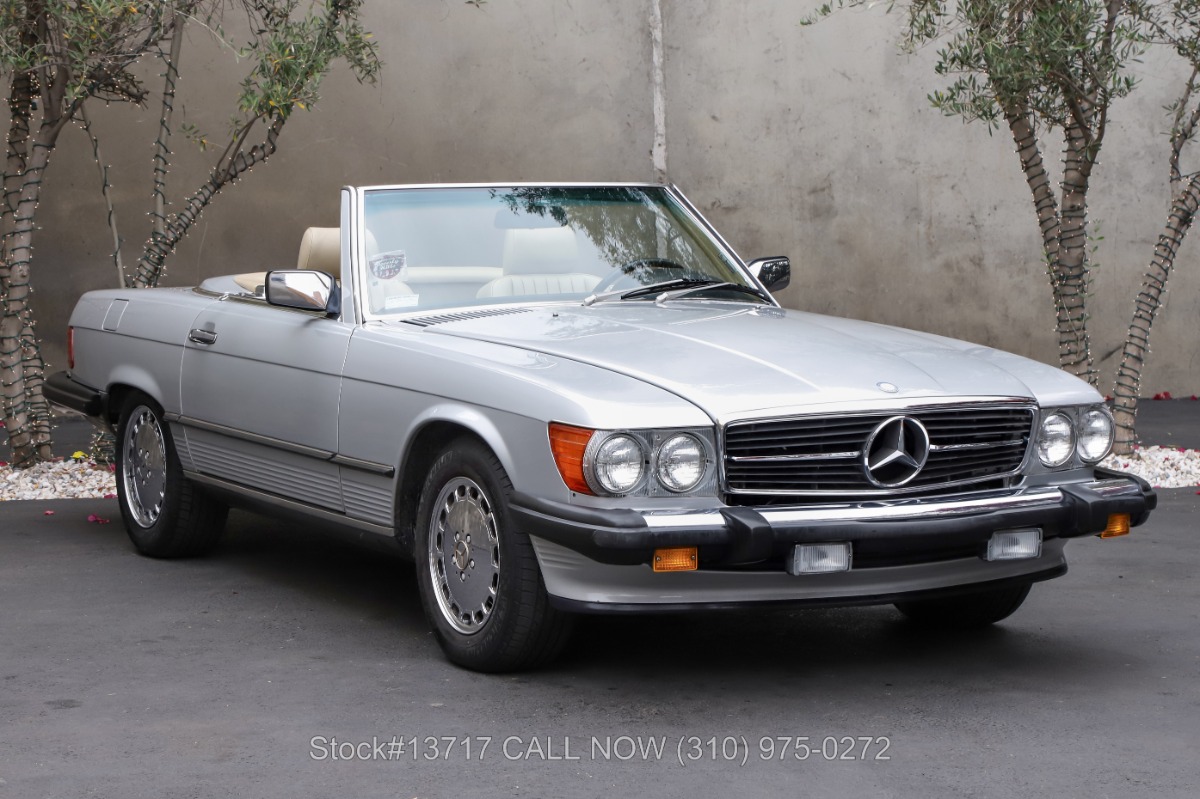 1989 Mercedes-Benz 560SL | Beverly Hills Car Club