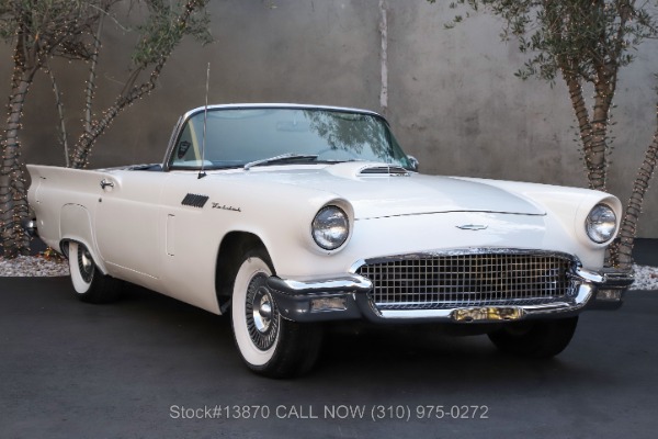 1957 Ford Thunderbird