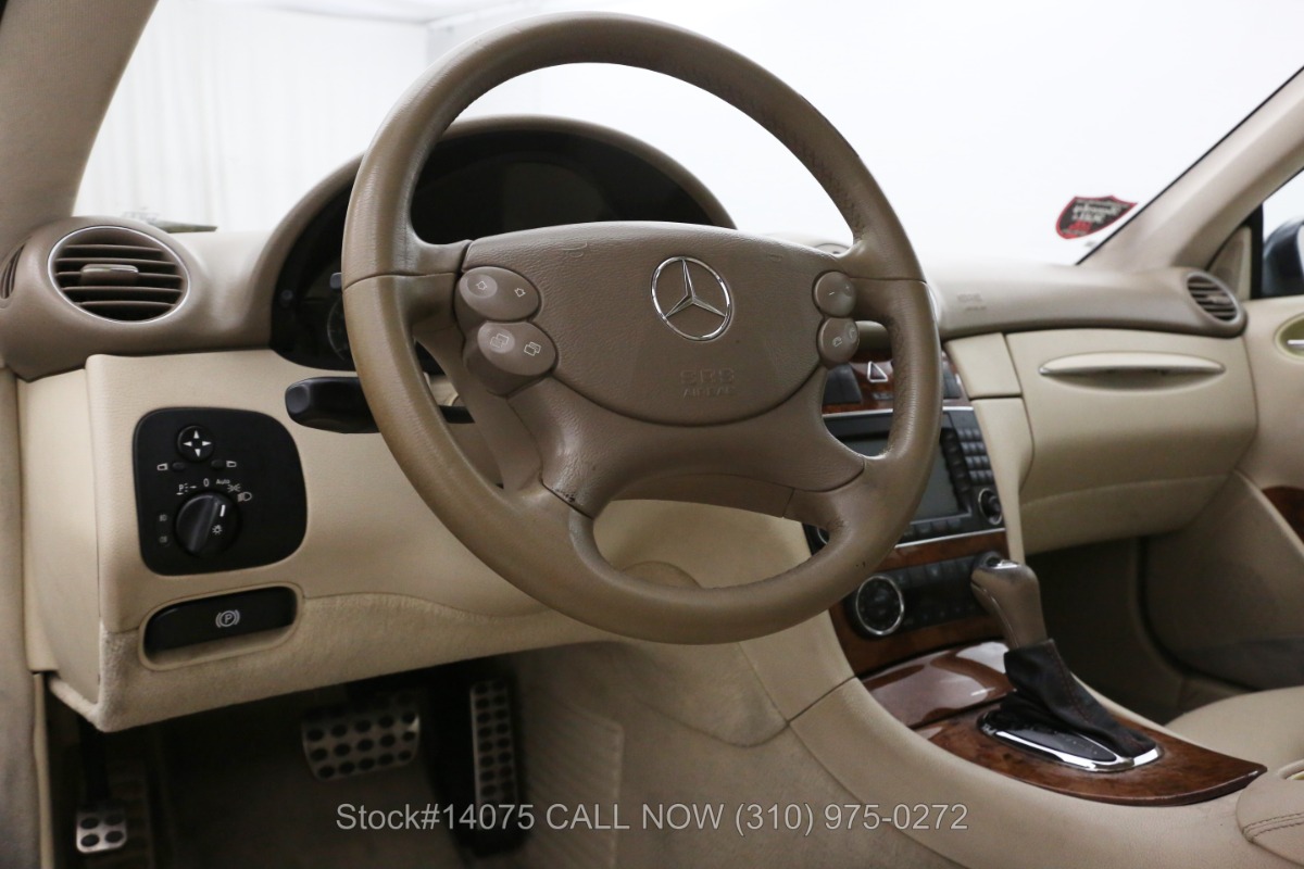 Used 2008 Mercedes-Benz 350CLK  | Los Angeles, CA