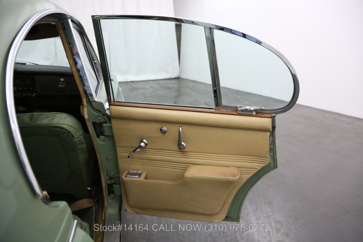 Used 1967 Jaguar 420 Saloon | Los Angeles, CA