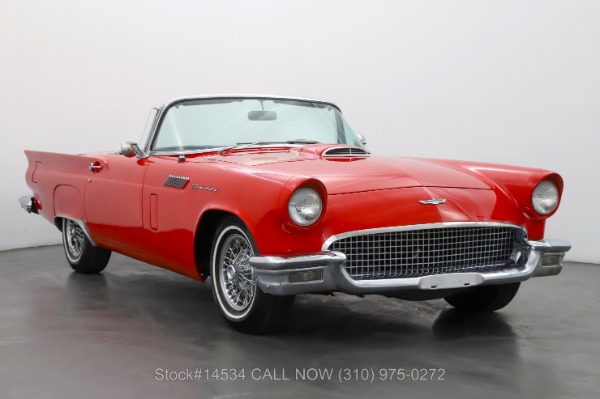1957 Ford Thunderbird