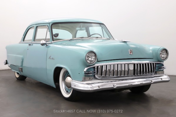 1953 Ford Mainline Tudor