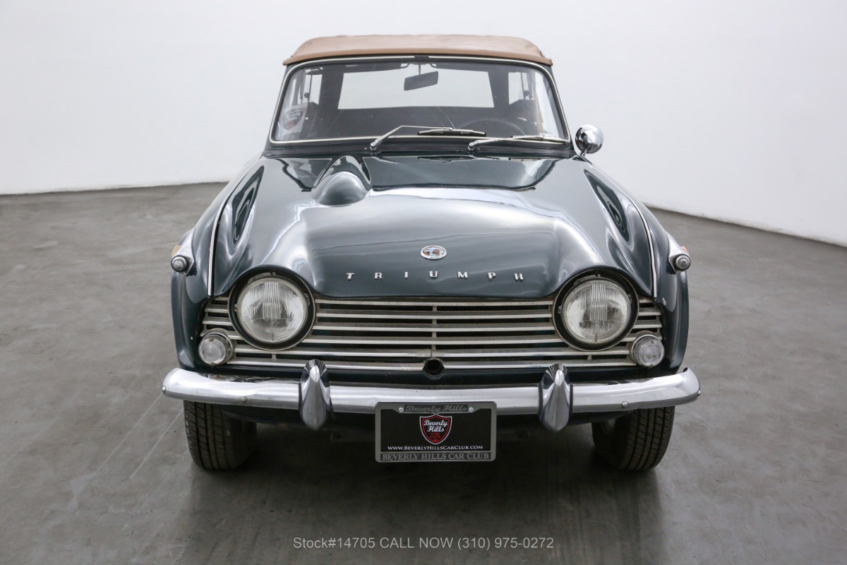 Used 1966 Triumph TR4A IRS  | Los Angeles, CA