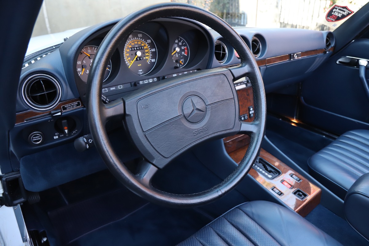 Used 1989 Mercedes-Benz 560SL  | Los Angeles, CA