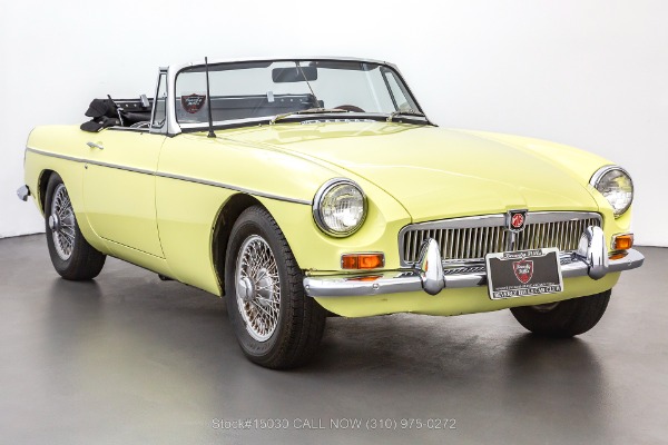 1968 MG B Roadster