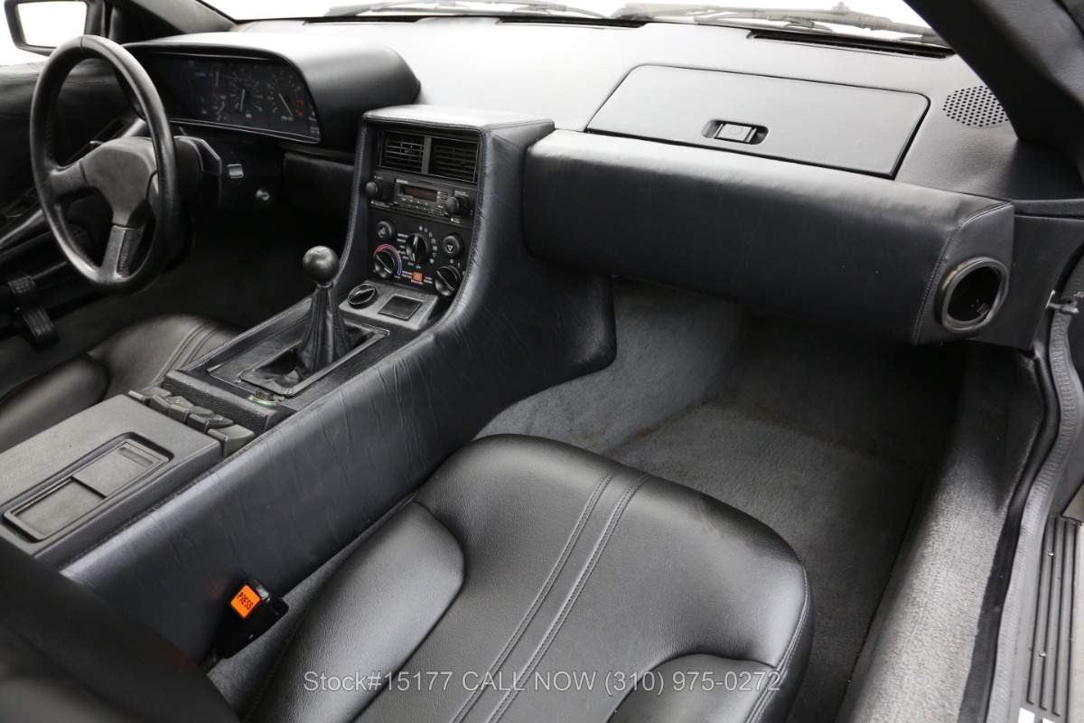 delorean black interior