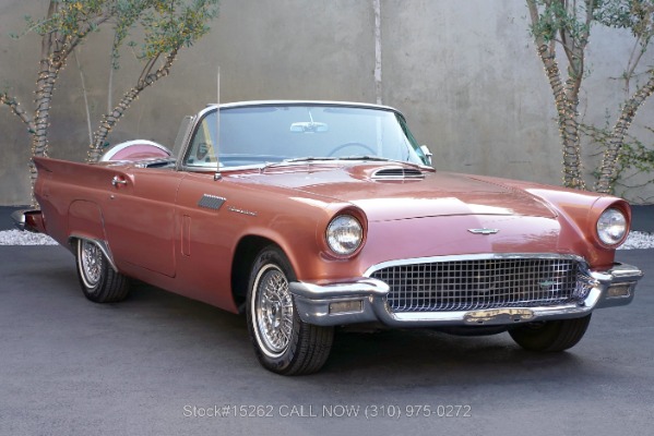 1957 Ford Thunderbird