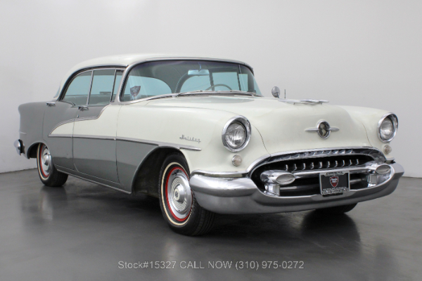 1955 Oldsmobile Super 88 Holiday 4 dr Hardtop