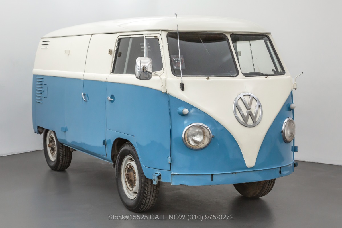 1961 Volkswagen Double-Door Bus