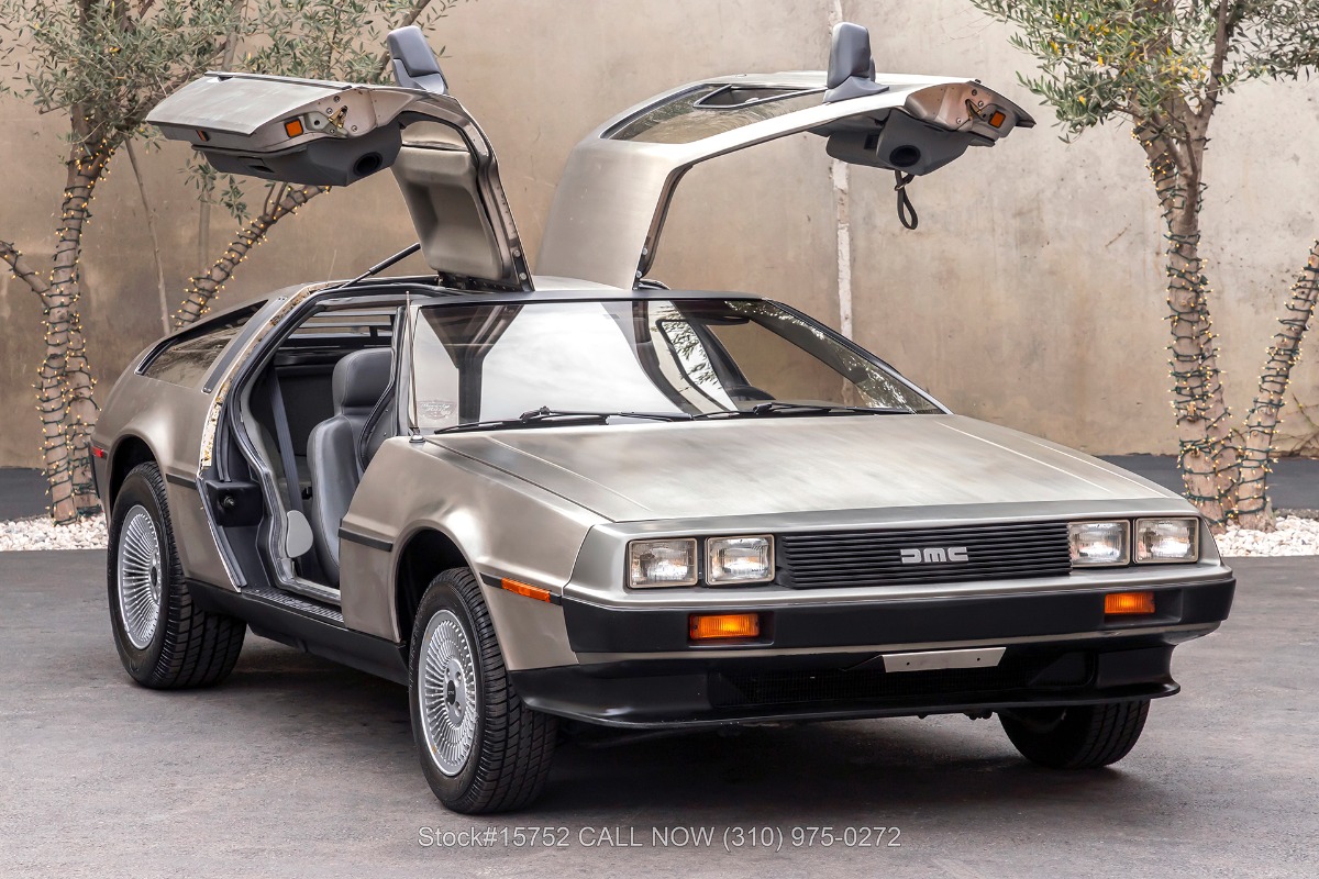 1981 DeLorean DMC-12