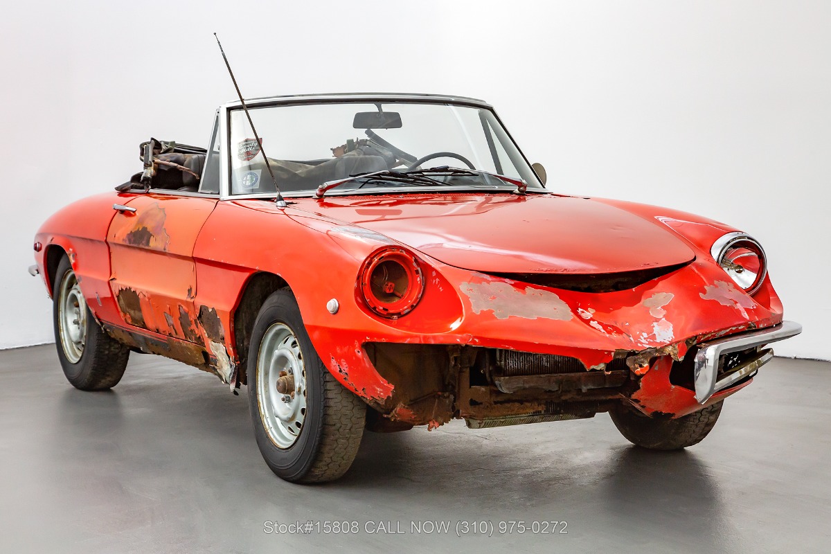 1969 Alfa Romeo 1750 Spider Veloce 