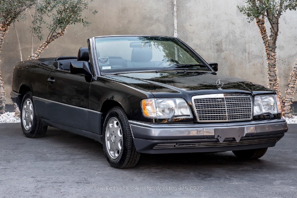 1995 Mercedes-Benz E320