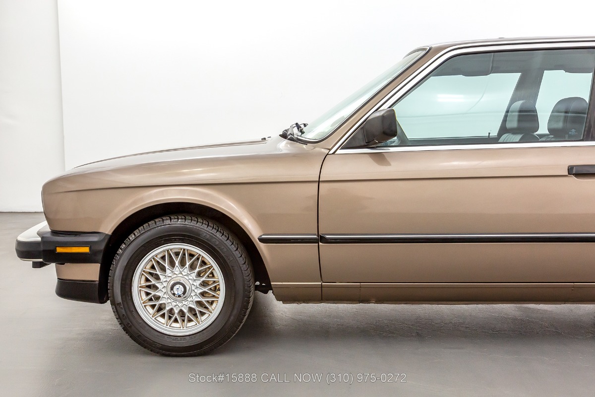 BMW Bahama Beige 170