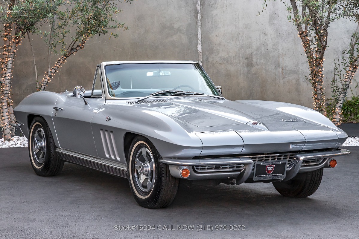 1966 Chevrolet Corvette Stingray 