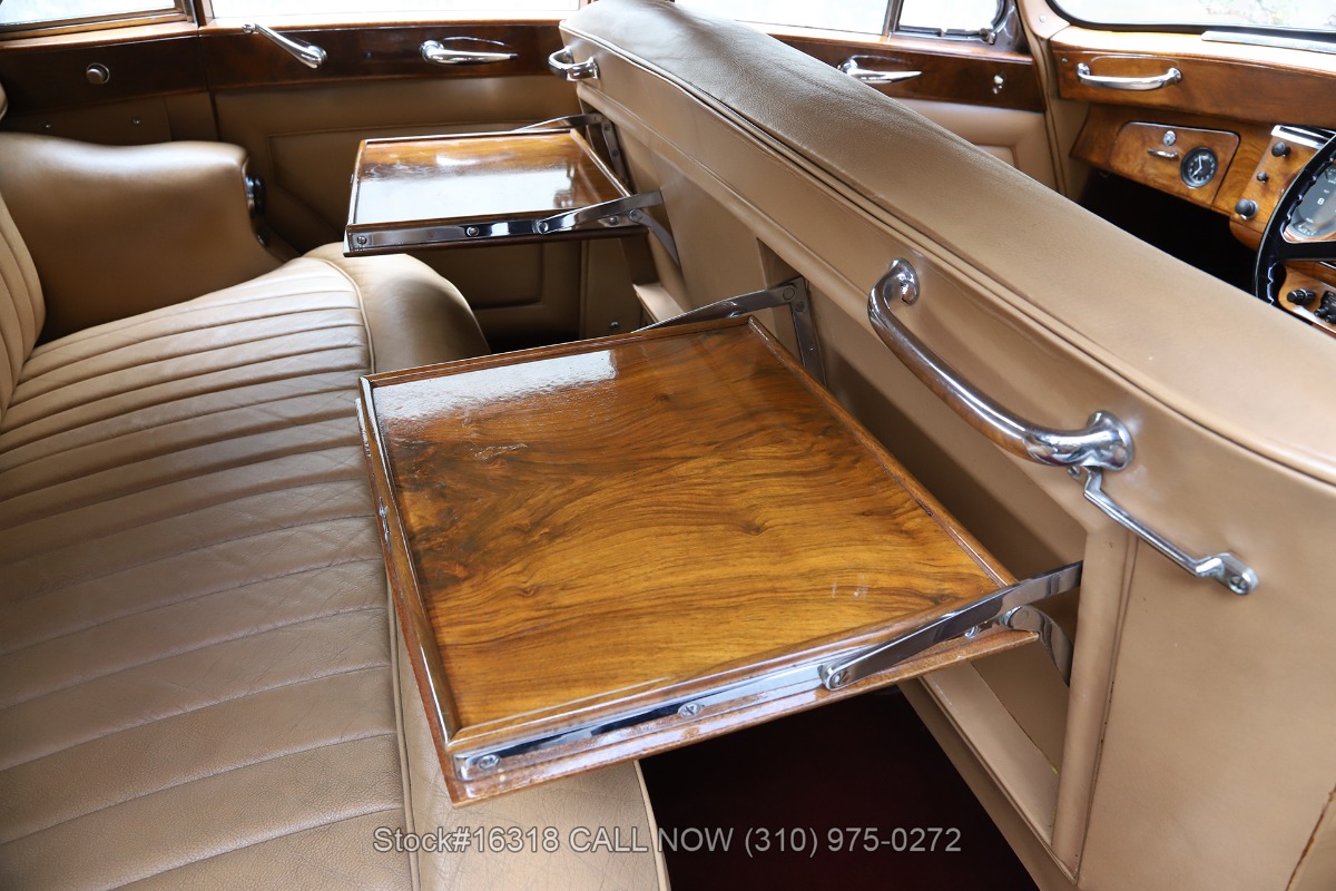 1954 Bentley R-Type Empress by Hooper | Beverly Hills Car Club