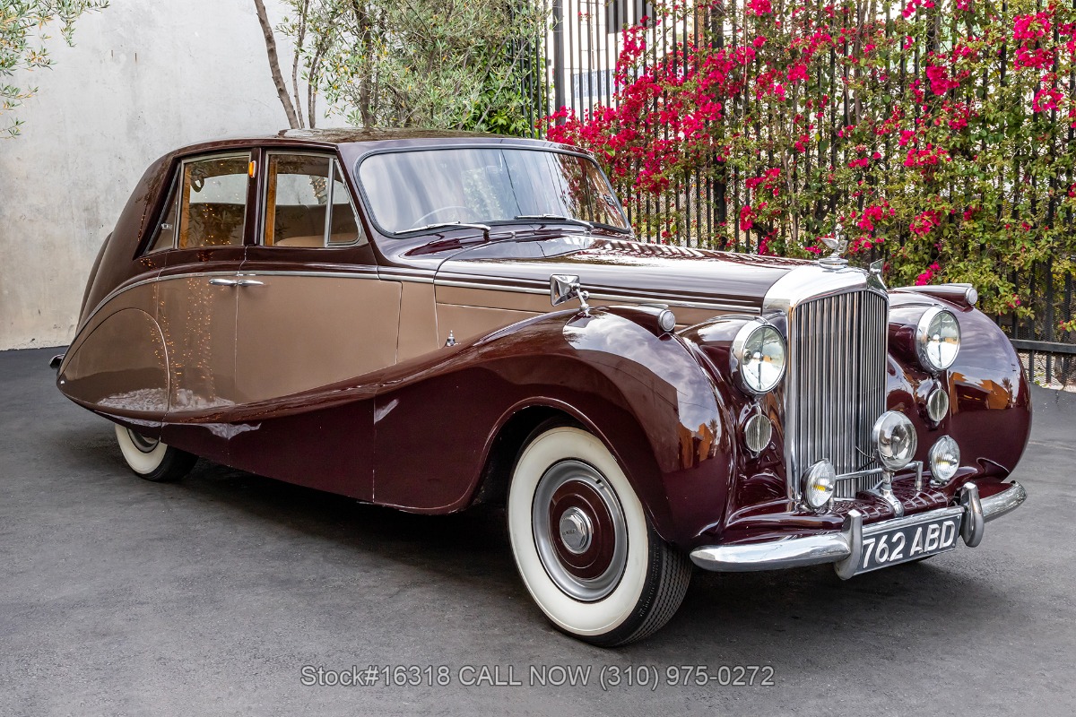 Original Rolls-Royce & Bentley 1946-65: The Restorer's Guide