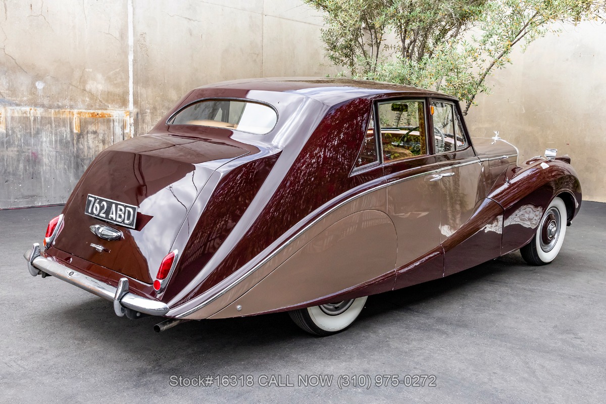 ☆洋書【Hyne Rolls-Royce and Bentley 】美品 - 外車