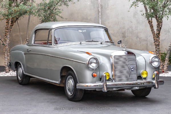 1960 Mercedes-Benz 220S