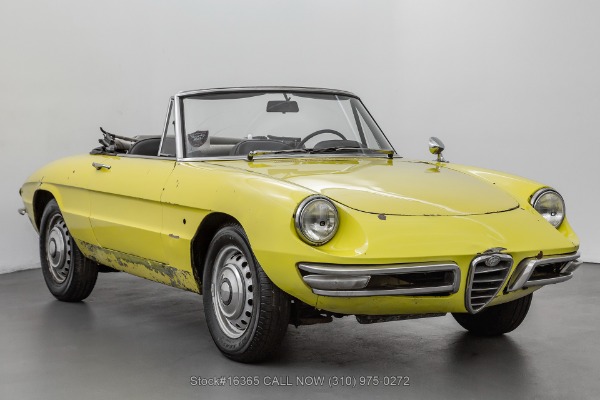 1967 Alfa Romeo Giulia Spider Duetto