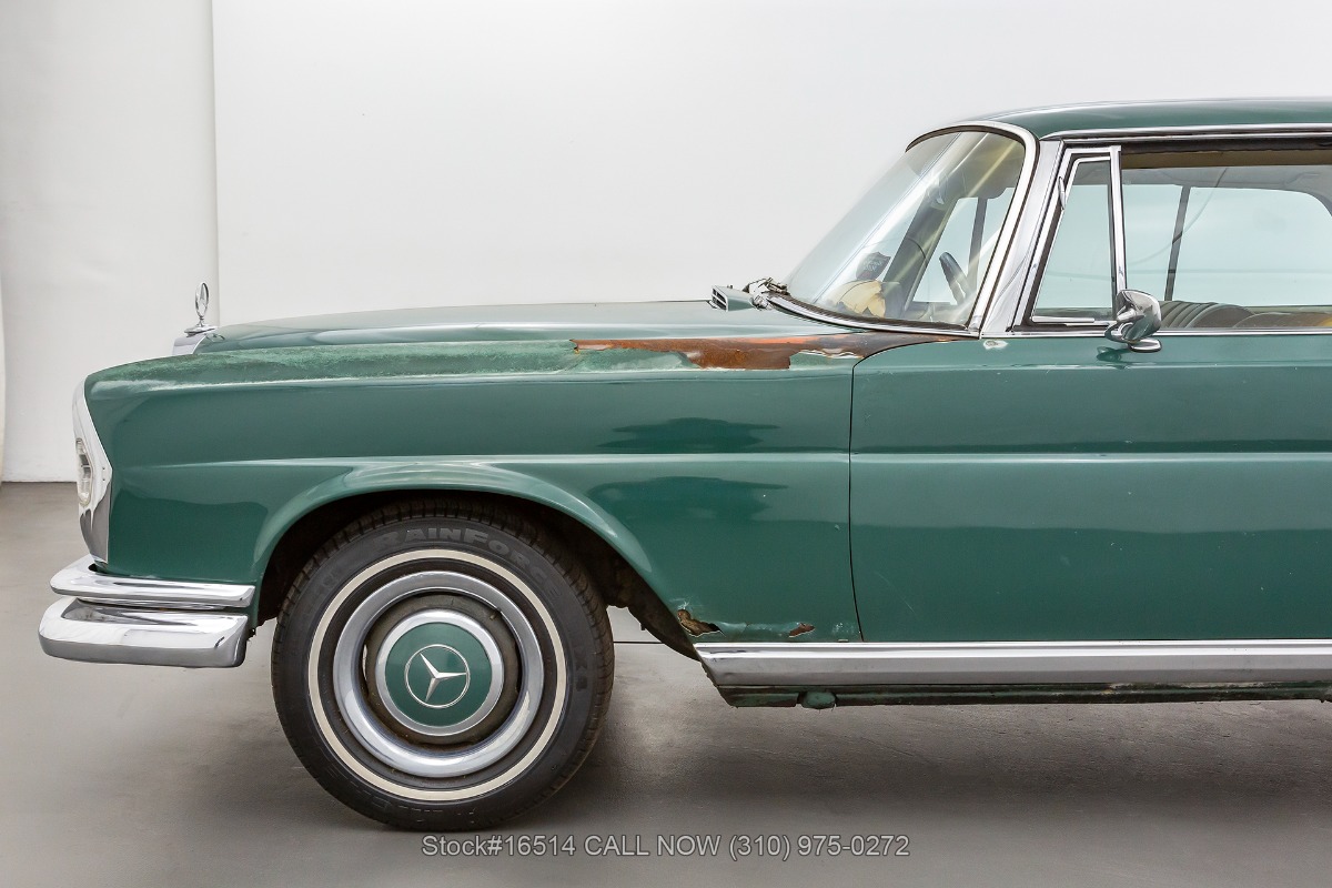 1967 Mercedes-Benz 250SE Sunroof Coupe | Beverly Hills Car Club