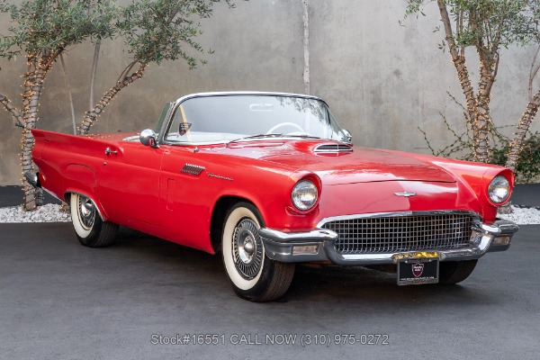 1957 Ford Thunderbird