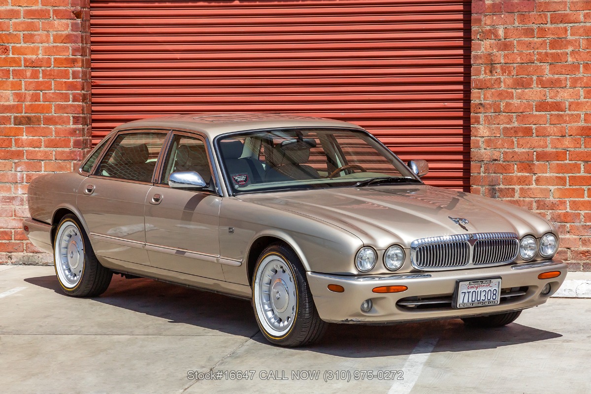 Used 1999 Jaguar Vanden Plas  | Los Angeles, CA